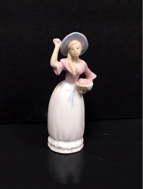 3" Girl Figurine